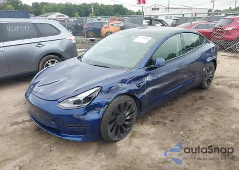 2022 Tesla Model 3 Performance Dual Motor All-Wheel Drive z USA, uszkodzony, nr VIN 5YJ3E1EC7NF307648